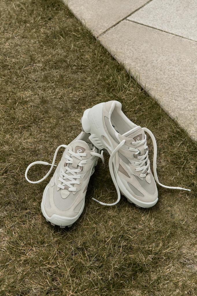 ECCO BIOM C-TRAIL W Damen Echtleder-Sneaker, 80347361421, Shadow White/Gravel/White, Größe 24.0 cm, 3E