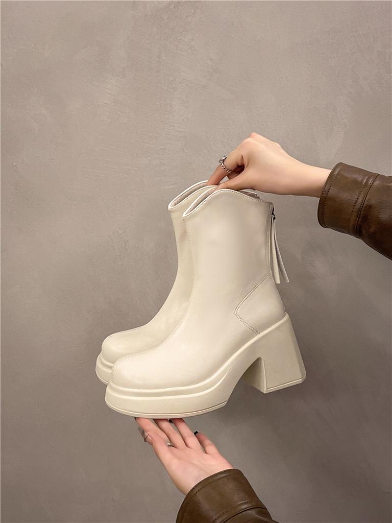 Plateausohlen-erhöhende Martin-Stiefel Damen Britischer Stil Reißverschluss hinten V-Ausschnitt Dünne Stiefel Dicker Absatz Modischer Ausländischer Stil Weiße Kurze Stiefel