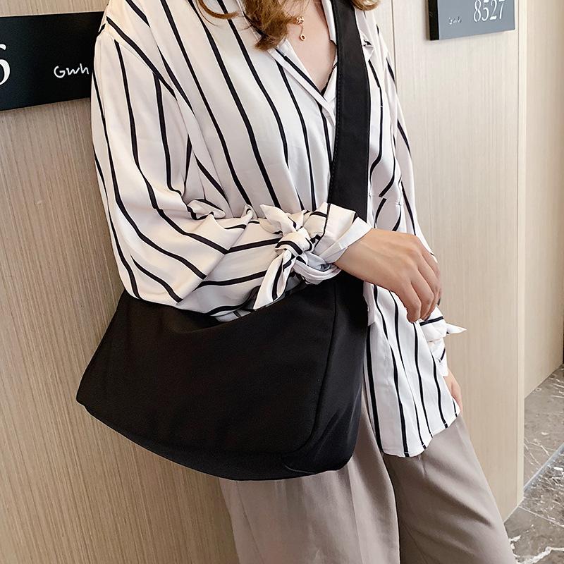 Shoulder bag 2025 new oxford cloth crossbody bag ins Korean Internet celebrity style foreign style pure black fashion trendy bag