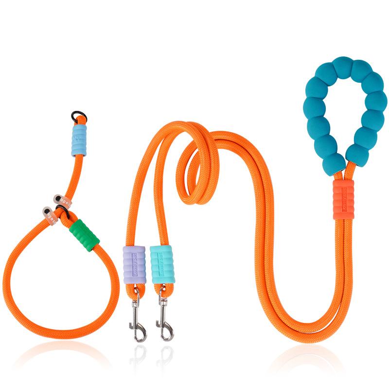 A Universal Leash for Large Dogs That Prevents Them From Breaking Free and Does Not Strangle Their Necks. It's A Versatile Dog Walking Tool