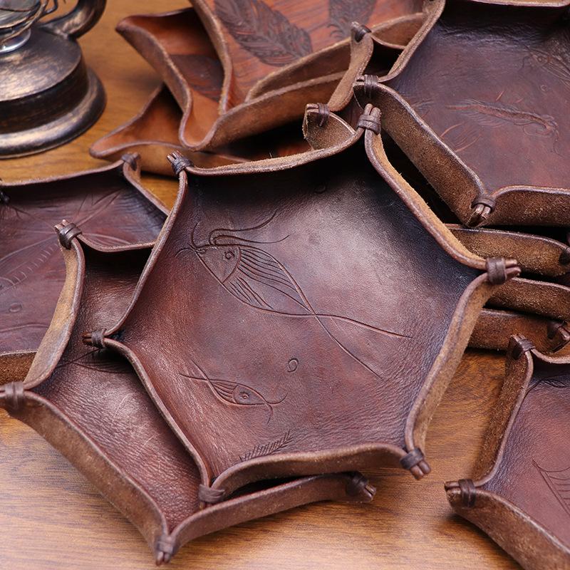 

Handmade Leather Carving Hexagonal Leather Tray, Entrance Foyer Storage Box, Jewelry, Nordic Retro Cultural Toys, Wake-up Grass Tray