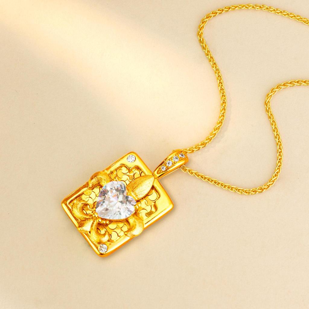Gold Diamond-Pointed Heart Iris Pendant Necklace - Ancient Method, Fashionable & Exquisite.
