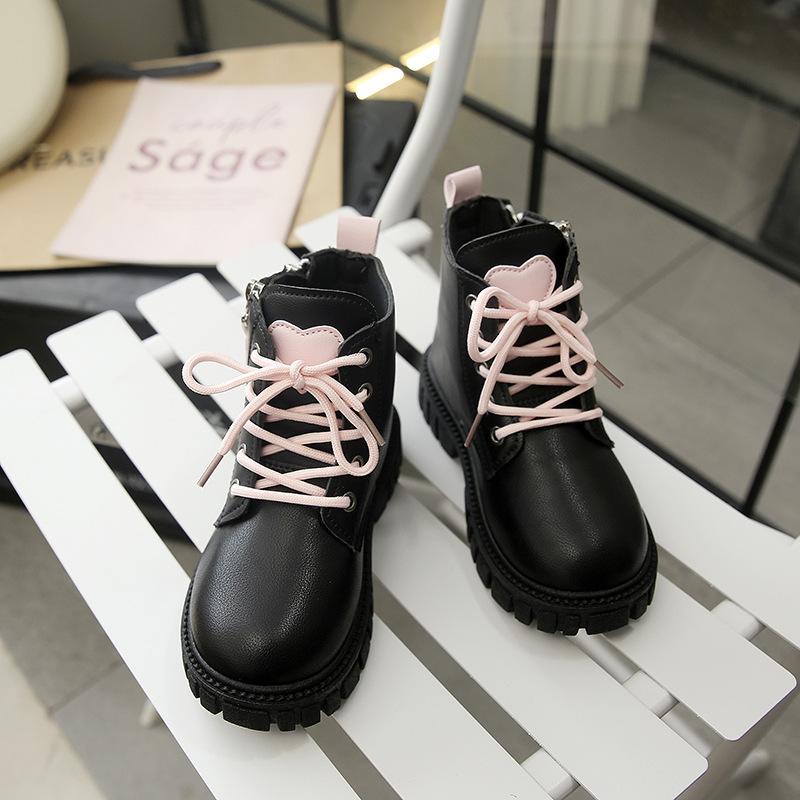 Kids Pink Heart Lace-Up Combat Boots 26 чёрный