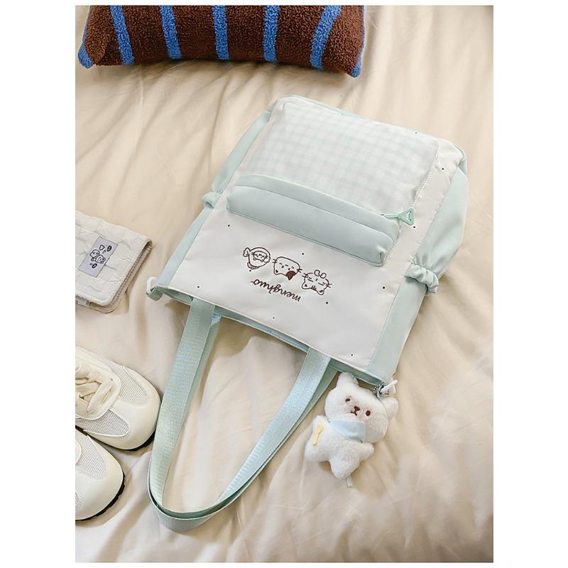 Lightweight and largecapacity backpack, new Japanese ins, highvalue, fresh and sweet plaid, junior high school schoolbag.