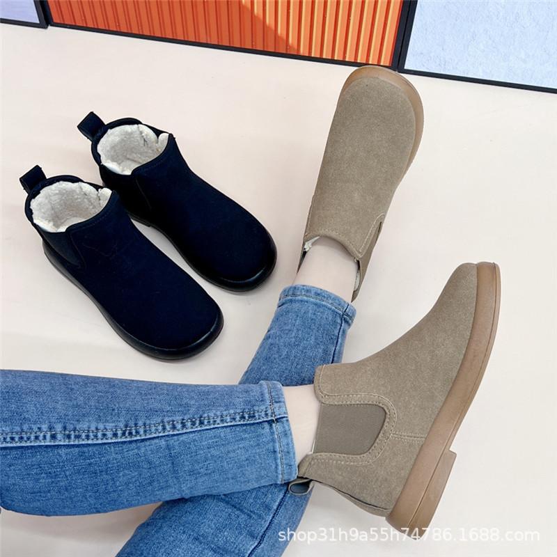 Foreign trade winter velvet women's cotton shoes warm mother shoes flat comfortable versatile short boots non-slip snow boots