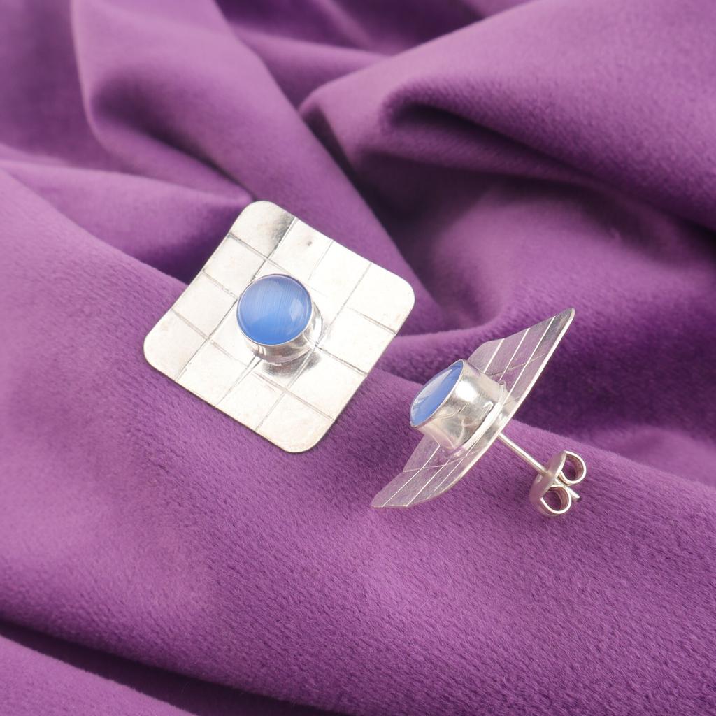 Dark Blue Cat's Eye Stone 925 Sterling Silver Handcrafted Boho New Stud Earrings EE-146-28
