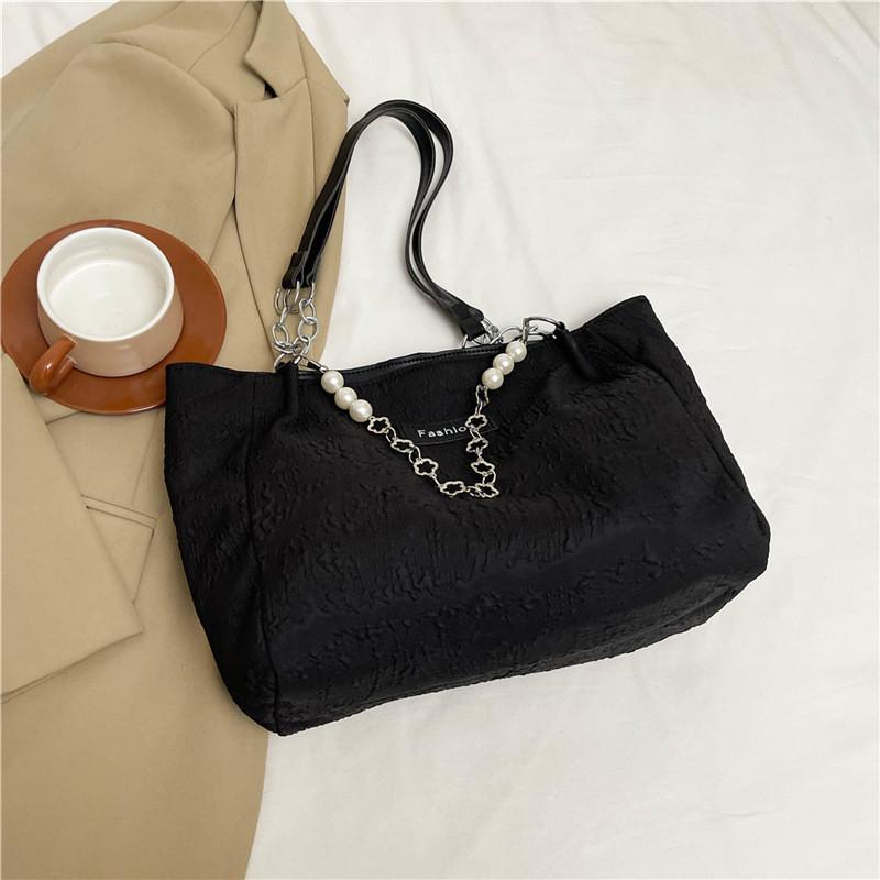 2024 Summer Fashion Stylish Pearl Chain Casual Shoulder Bag Large Tote For Women