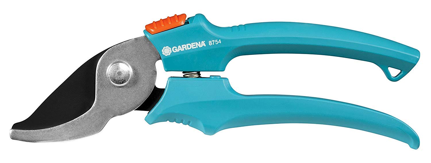 

GARDENA Pruning Shears 18mm Bypass Type Product Up to 25 years (for diameter) 8754-30 Warranty