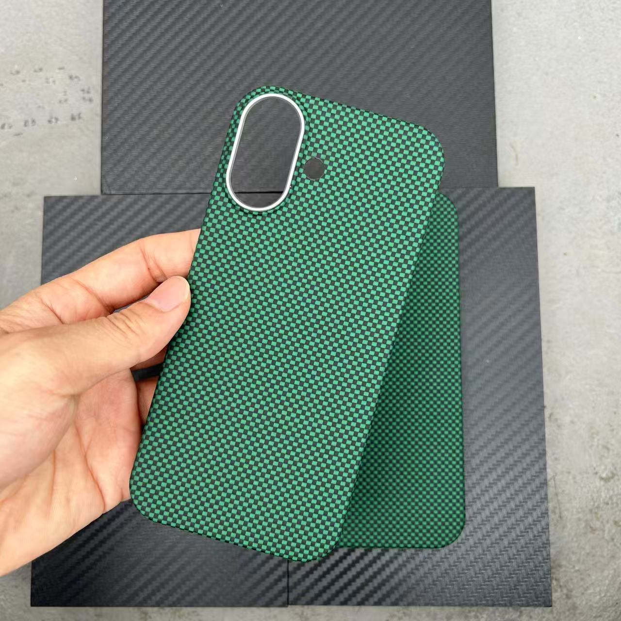 Magnetic Carbon Fiber Case for iPhone 17 Air 16 Pro Max / 16 Pro / 16 Aramid Fiber Magnetic Cover hard Frame Magsafe Cases iPhone Air