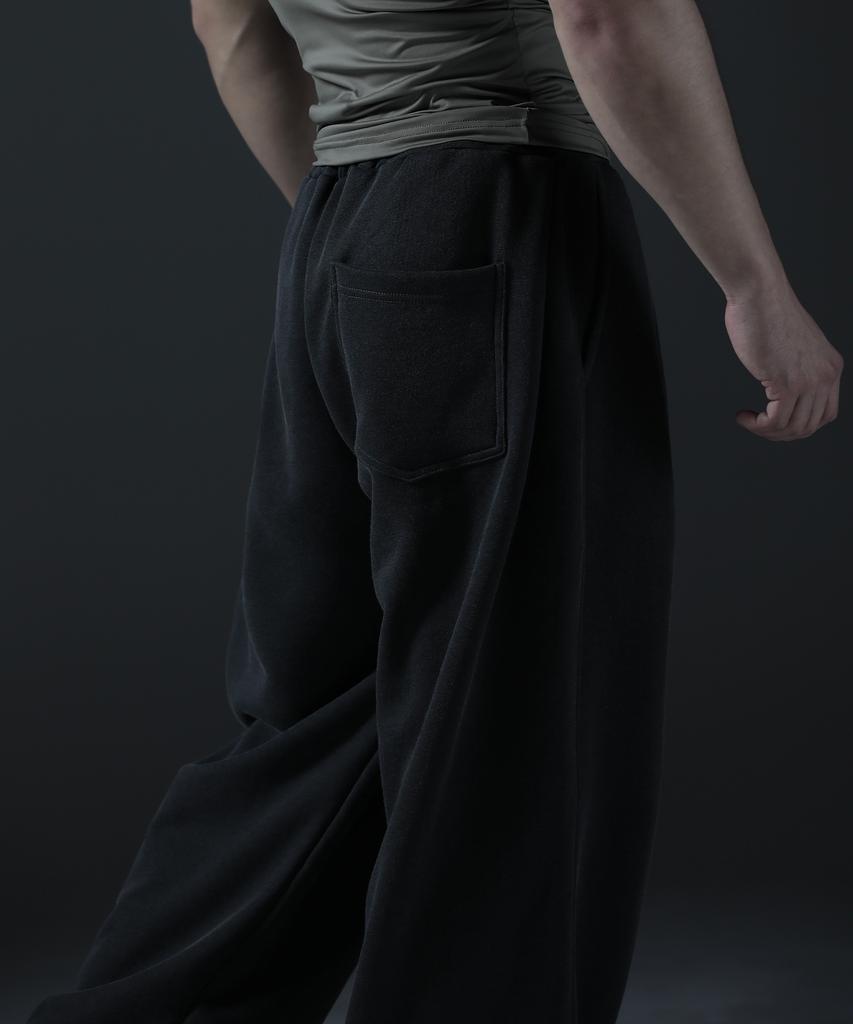 CARMID Wide Pigment Big Logo Jogger Pants [Charcoal]
