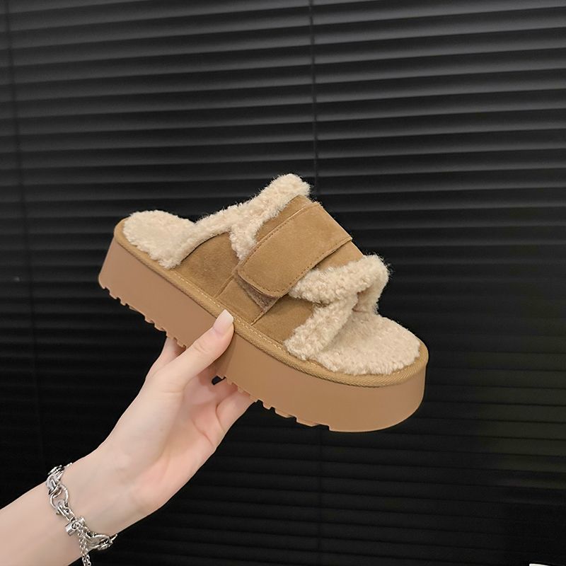 Thick-soled Comfortable Outer Wear Fashionable High-end Cotton Slippers 2025 Autumn and Winter New French Beautiful Warm Fluffy Shoes Women