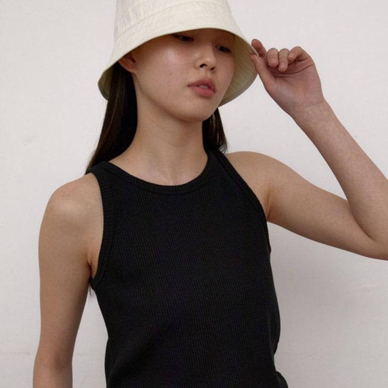 38comeoncommon Cotton Bucket Hat (Ivory)