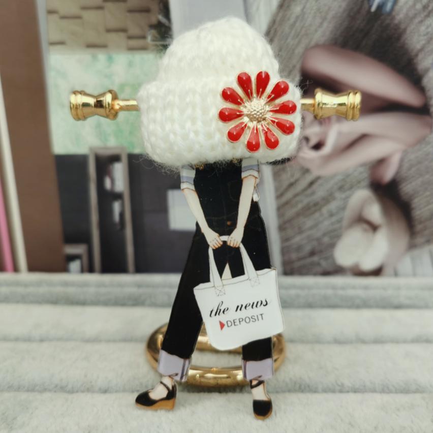 Girl Cute Brooch Wool Hat Badges Big Handmade Fashion Lovely Funny Brooches For Woman Harajuku Style Lapel Pins Lover Mom Gifts