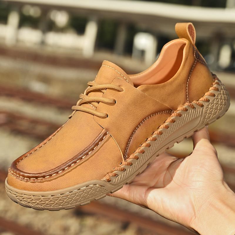 Fashion Brand Hand-stitched Casual Leather Shoe Men Outdoor Light and Non-slip Genuine Leather Walking Hiking Shoe Comfy Driving Loafers