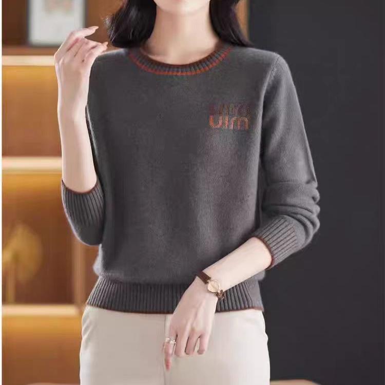 Round-neck Sweater Women's Long-sleeved Knitted Sweater Solid-color Top Loose and Warm Knitted Sweater with Pullover Underneath