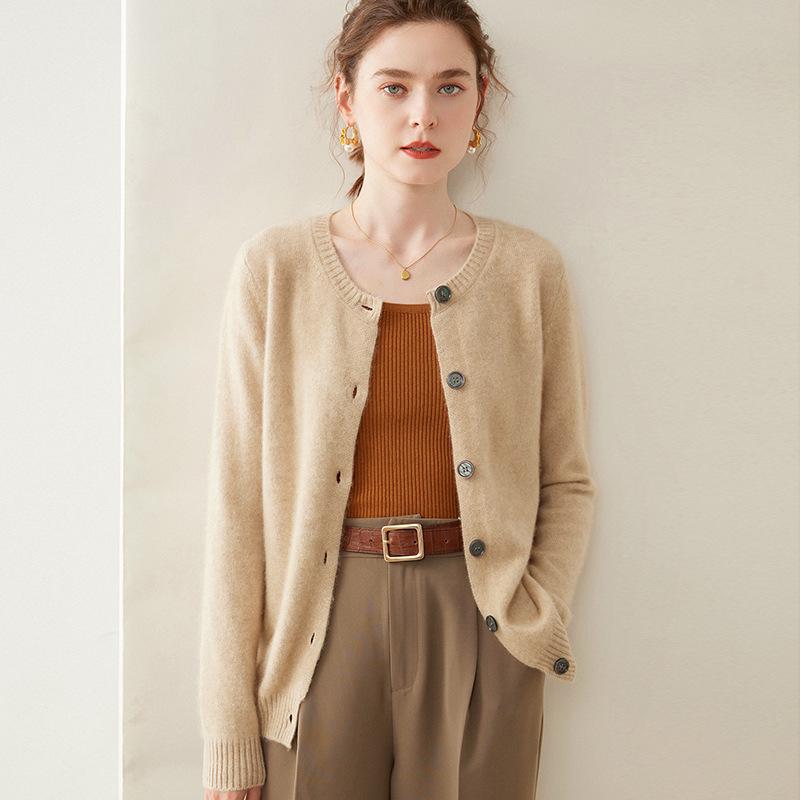 2025 Women's Cashmere Round Neck Loose Knit Sweater - Soft, Fluffy, Versatile Outerwear for Autumn and Winter