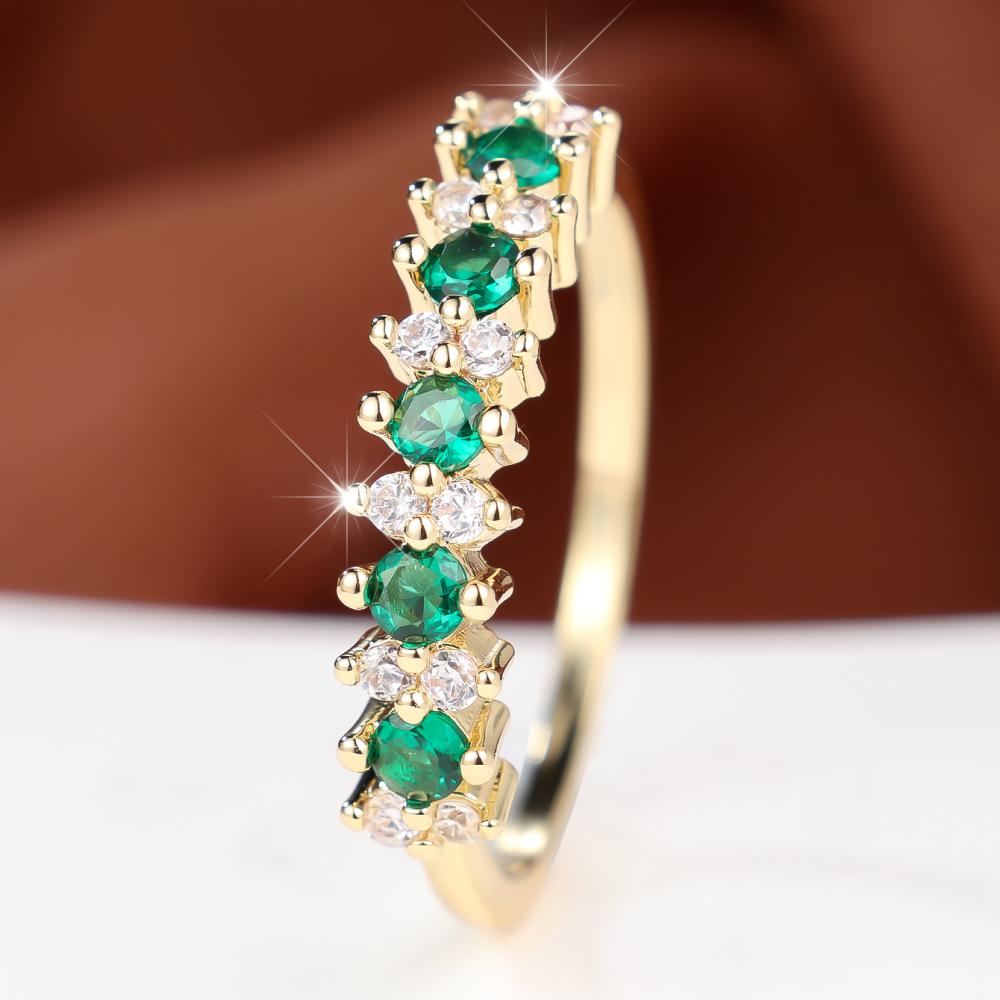 Elegant Two Color Optional Band Ring for Women Green White Zircon Banquet Fashion Jewelry Gift