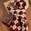 Écharpe de Noël et Châle du Nouvel An Haut de Gamme à Carreaux Rouges pour Femme: Doux, Polyvalent et Chaud.
