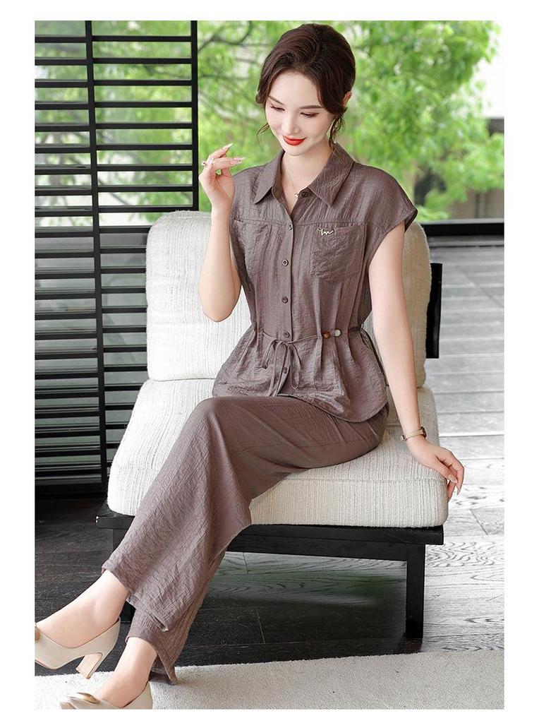 2026 Summer Casual Set for Moms: Elegant Lapel Short-Sleeve Chiffon Top for Middle-Aged & Elderly Women