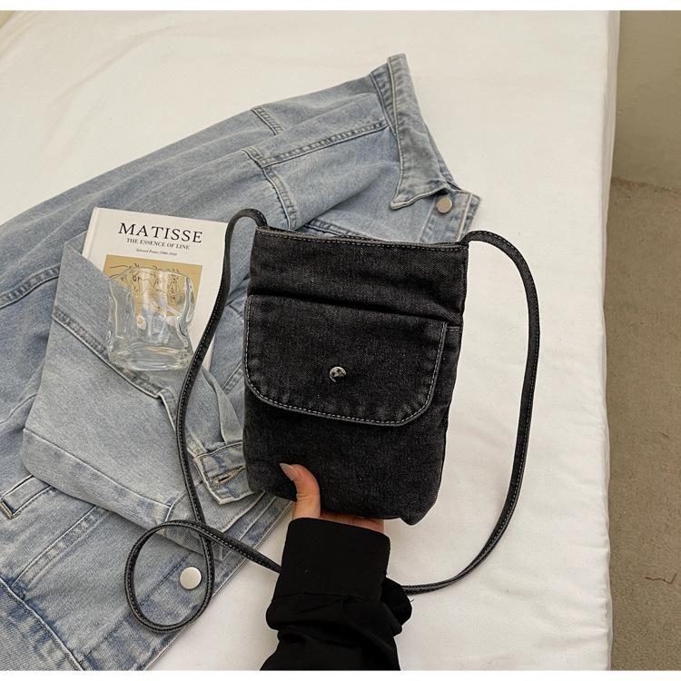 ins retro denim shoulder bag Korean version trendy casual washed denim cloth messenger bag travel mobile phone bag small square bag