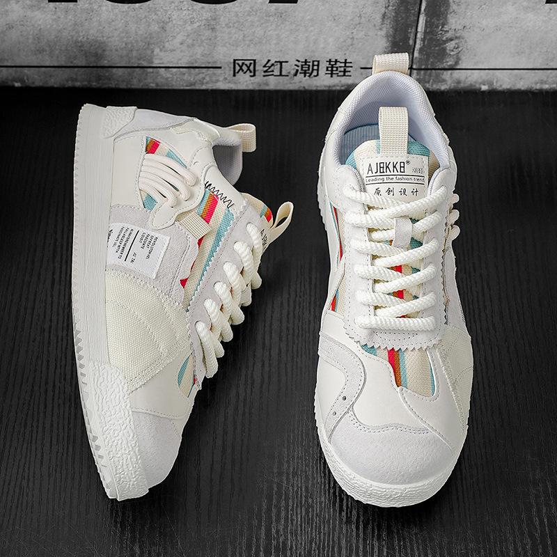 

Summer new fashion versatile and comfortable high-end light luxury soft sole light board shoes trendy men s shoes 44