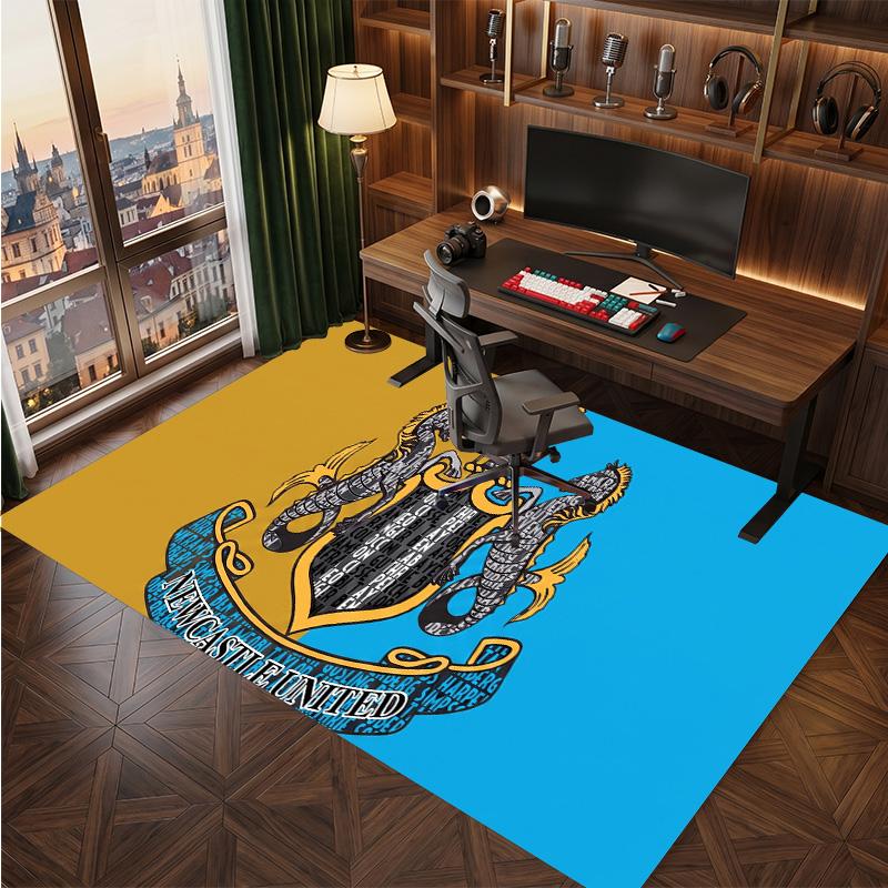 Tappeto in Velluto di Cristallo con Stampa di Calcio del Newcastle United, Comodo Assorbente d'Acqua Antiscivolo Tappeto per Pavimento Interno
