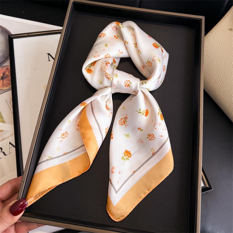 Fashion Cherry Print Silk Hairbands Scarf Women  New Elagant Bandana Neck Kerchief Head Bands Foulard Female Scarfs