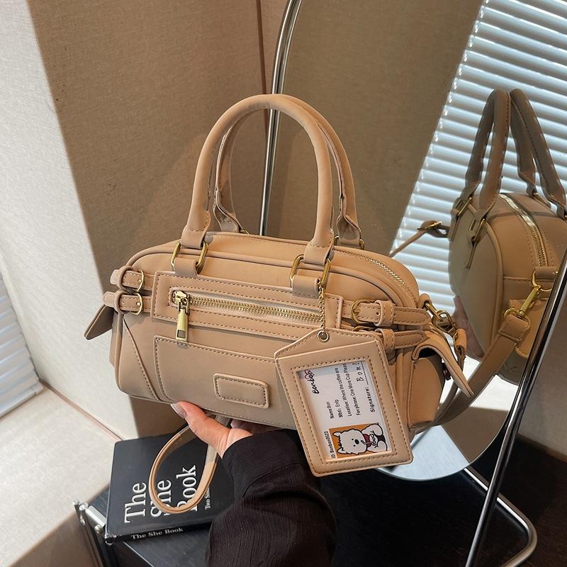 

Premium retro matte bag women s new fashion versatile messenger bag portable bowling bag хаки