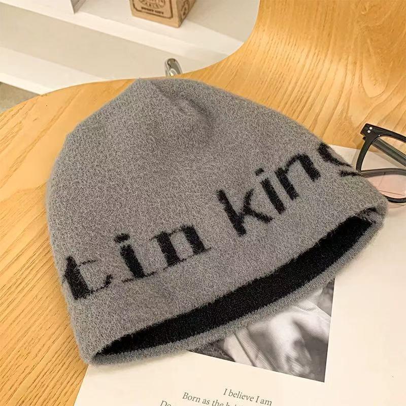 Neuer Stern Kordelzug Hut Damen Retro Strickwollmütze Gesichtszeigende kleine Stapelmütze