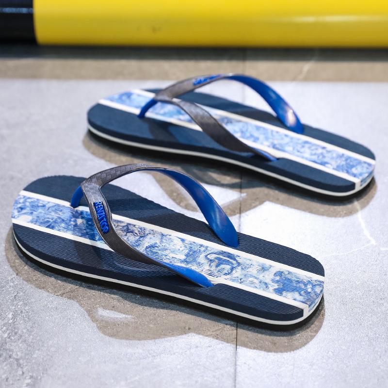 

2025 новые шлепанцы лето вождение нескользящие и износостойкие пляжные ощущение наступания на дерьмо отдых на открытом воздухе большой размер 45 крутые тапочки 45 синий