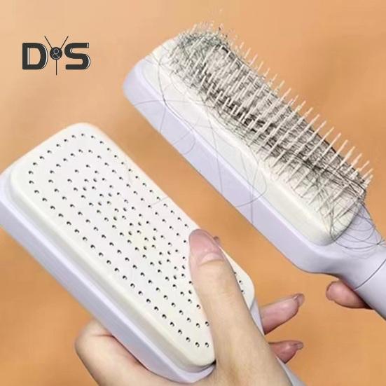 Velký masážní hřeben Jednoklíčový samočistící kartáč na vlasy s dlouhou rukojetí Antistatická masáž vlasové pokožky Hřeben na vlasy Ženy Kadeřnictví Výsuvný hřeben Domů