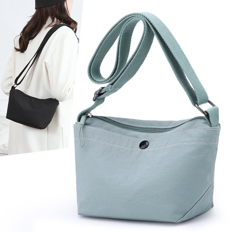 2025 Women's Versatile Lightweight Canvas & Nylon Crossbody Bag