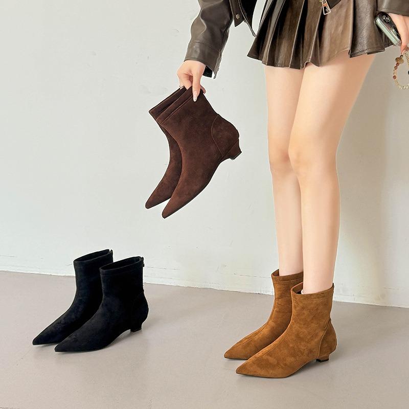 Pointed Short Boots Women's Autumn New Inner Height-increasing Boots Versatile Advanced Thin Boots