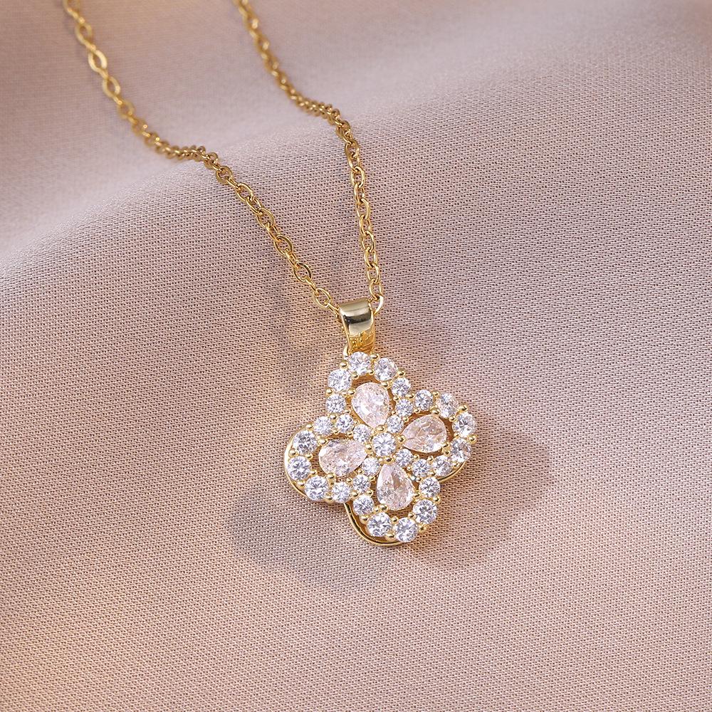 Women's Heart Zircon Flower Pendant - Elegant New Design Titanium Steel Necklace