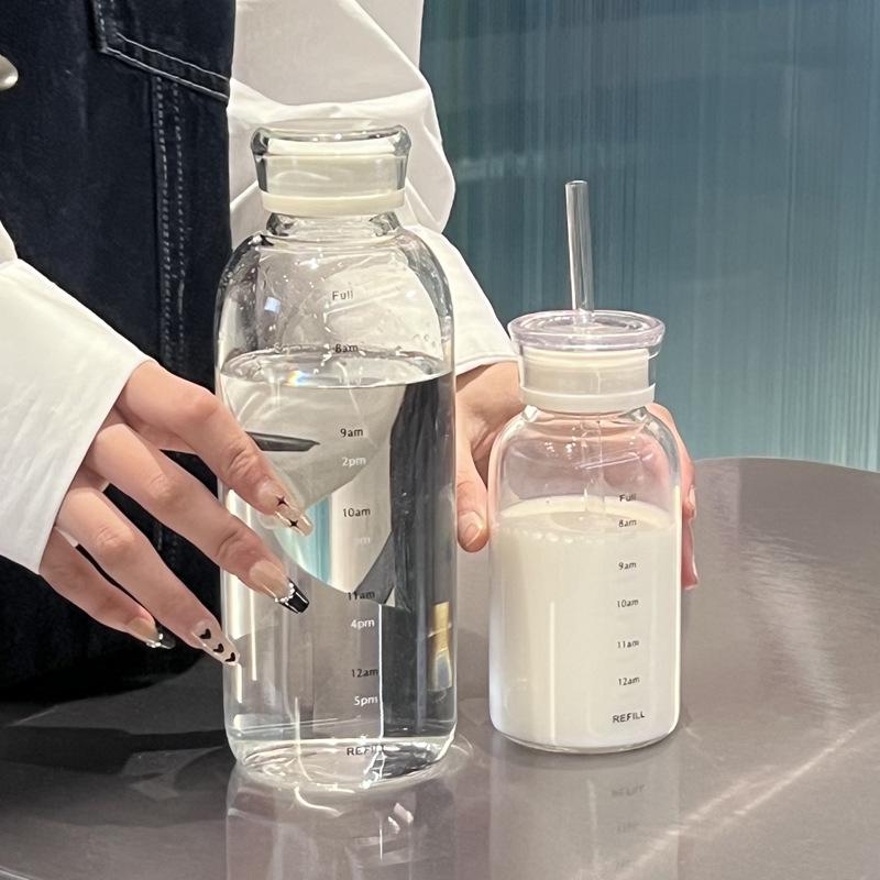 Double-Lid High Borosilicate Glass Travel Cup with Leather Sleeve