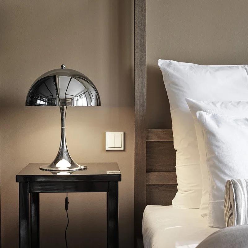 Italian Art Simple Design Room Decor Study Bedroom Bedside Decoration High-end Mushroom Table Lamp Atmospheric Eye Protection