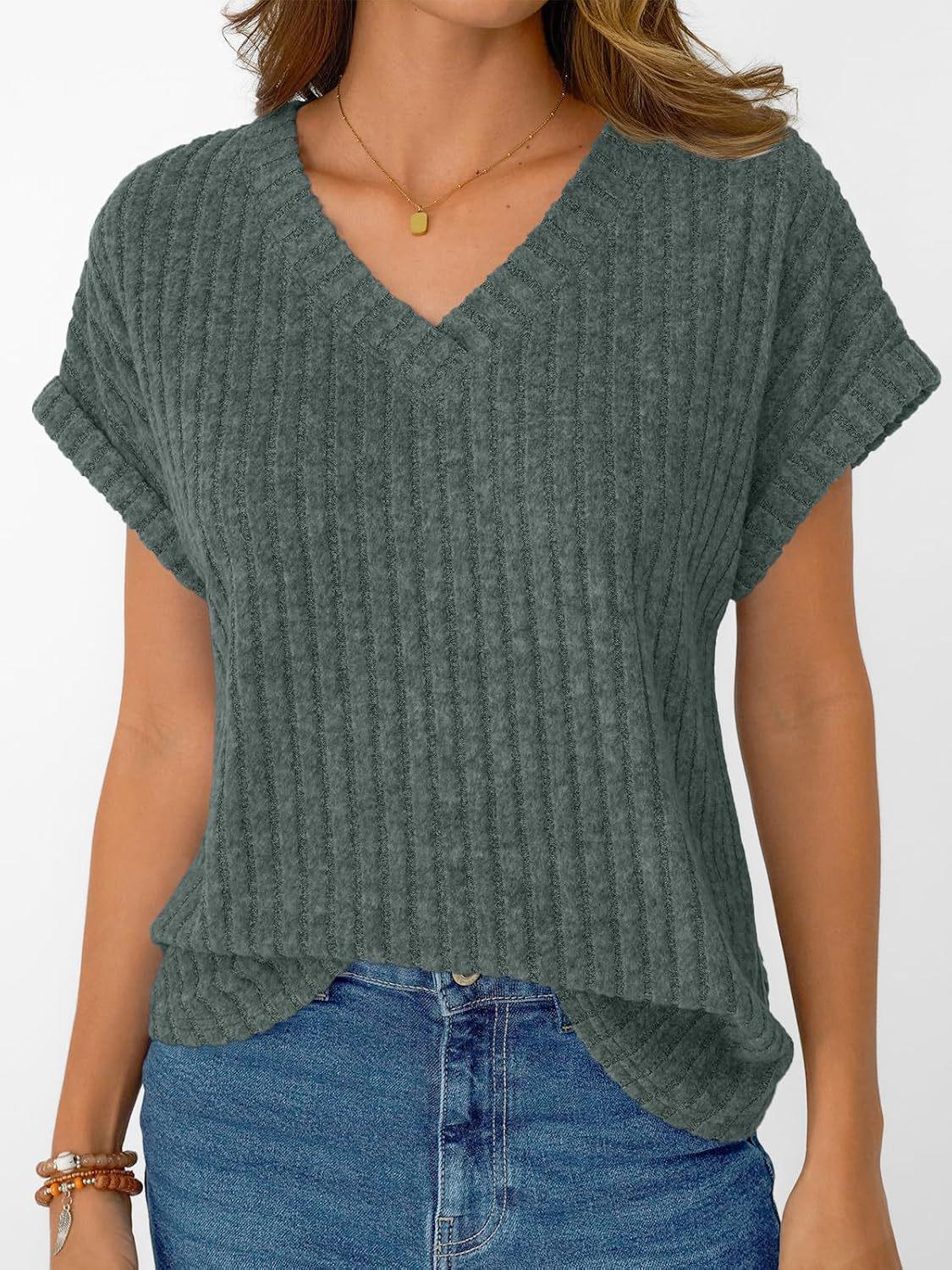 

2025 Summer Plus Size Women s Fashion Casual V-neck Short-Sleeve Solid Color T-shirt XL