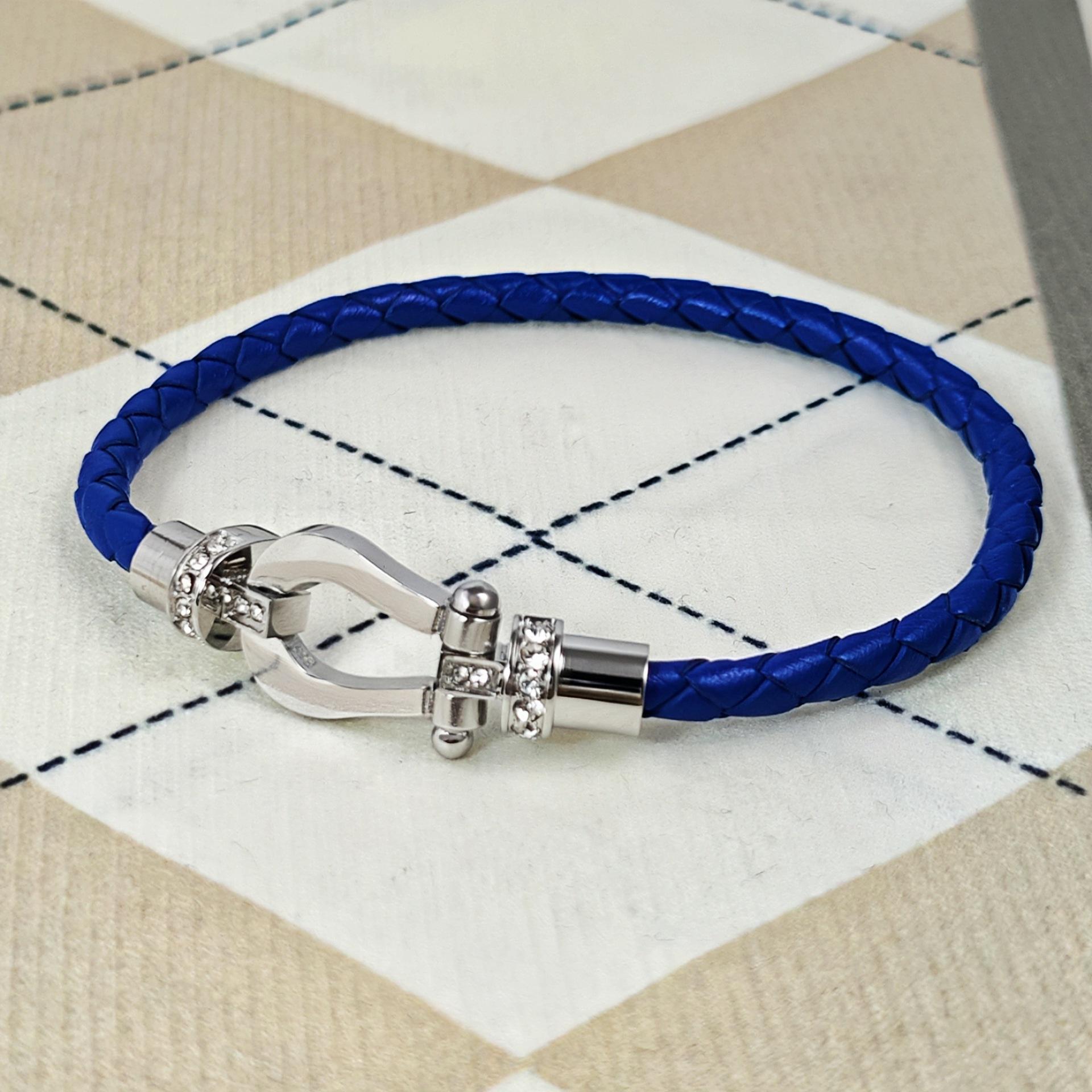 2026 Bracciale alla Moda e Semplice a Forma di U Micro-intarsiato Mezzo Mattone Fibbia Magnetica Fibbia a Ferro di Cavallo Corda di Cuoio Intrecciata Unisex 19.5cm