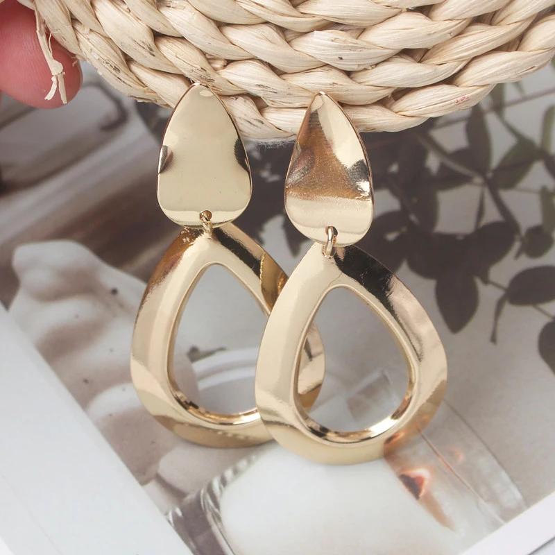 Gold Color Water Drop Women Dangle Earrings Cut out Metal Geometric Statement Drop Earrings for Ladies Casual Versatile Earrings