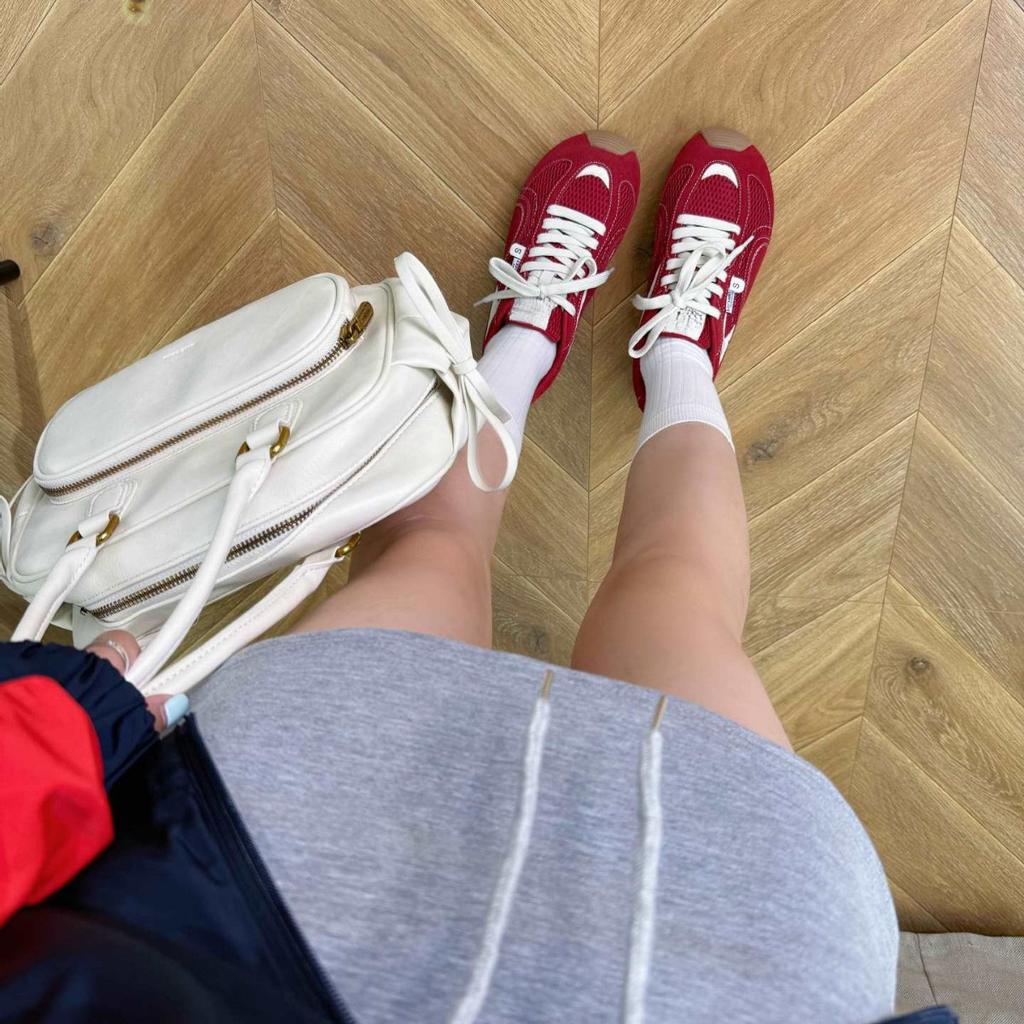 Korean Version 2025 New Retro Jogging German Training Shoes Female Panda Black Mesh Breathable Casual Ins Trendy Sports Shoes