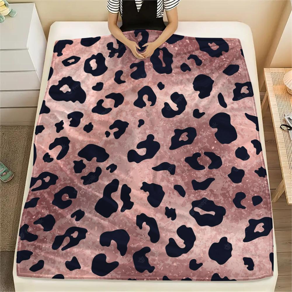 1Pc Shinning Leopard Print Flannel Blanket, High quality Comfortable for All Seasons, Home Decor, Warmth and Comfort, Perfect for Gifts