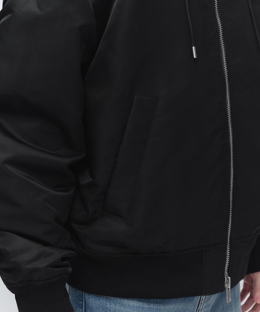 Musinsa Standard Übergroße Ma-1 Bomberjacke mit abnehmbarer Kapuze [Schwarz]