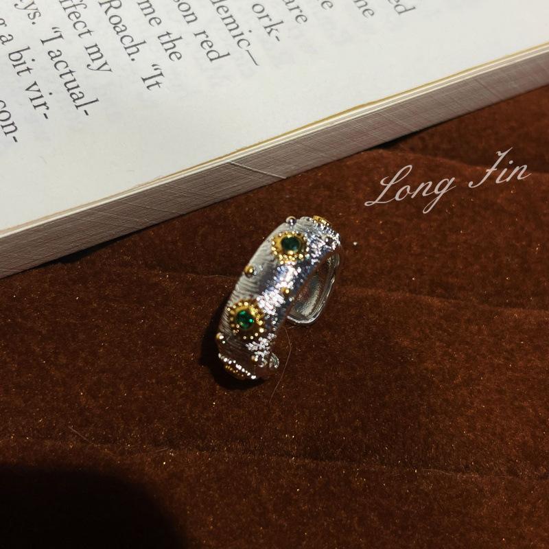 Anillo Cruz Flor Craft Cepillado Italiano Bratti Estilo Corte Retro Anillo Trébol Cuatro Hojas Diamante Femenino en Vivo