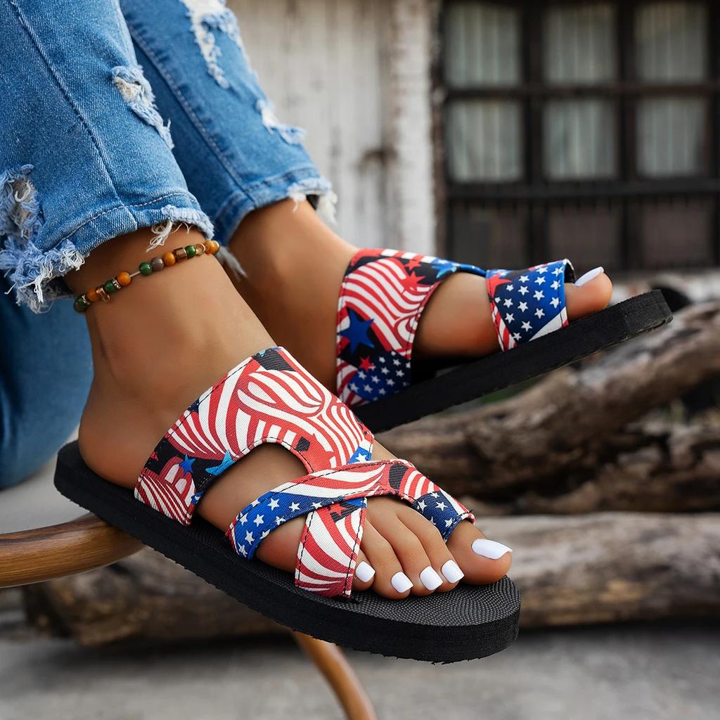 Fashion Women Slippers Lightweight Slippers Mixed Colors Buckle Sandals Casual Beach Slippers House Shoes Women  Designer Slides Women
