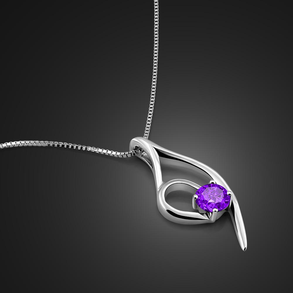 

Одинарный набор Драгоценный камень Абрикосовое сердце Элегантная подвеска Ожерелье с платиновым покрытием Женская простая цепочка-коробка для украшений фиолетовый