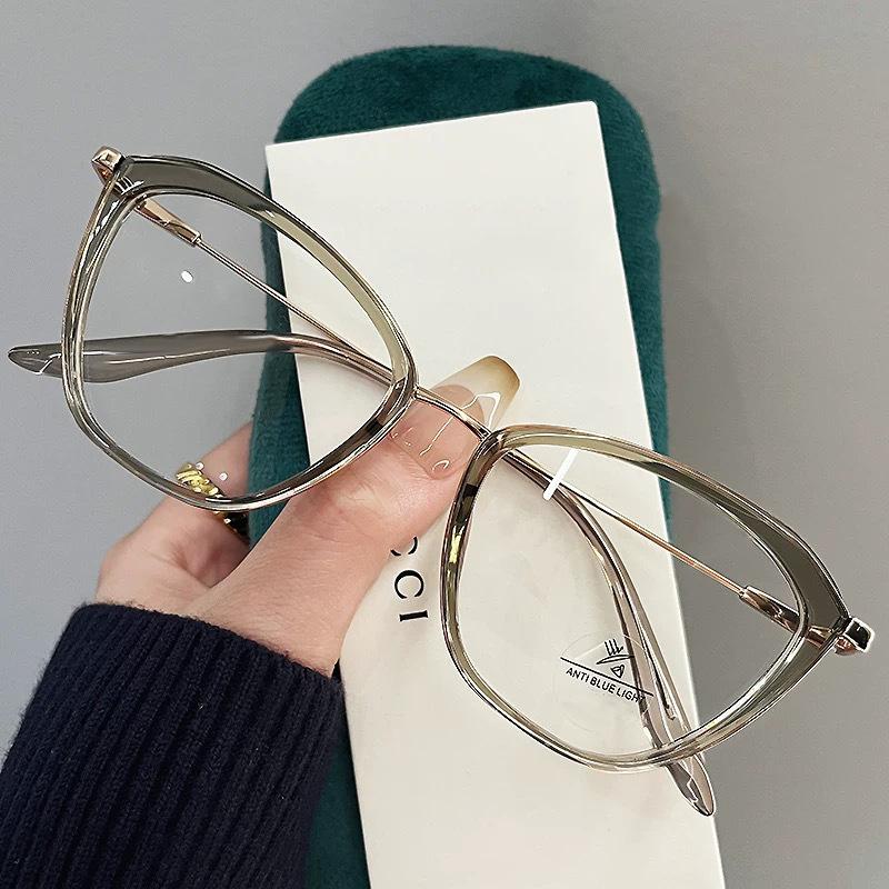 Retro Cat Eye Glasses For Women Professional Flat Light Mirror High-quality Anti-blue Light Fashion Reading Glasses 9206