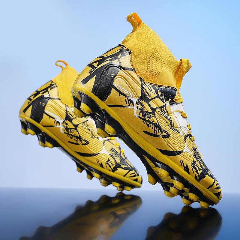 2025 Fashion Predator Elite Men's and Women's Soccer Shoes, Durable, Anti-Slip, Lightweight, Long Nail Football Shoes, Green Pur