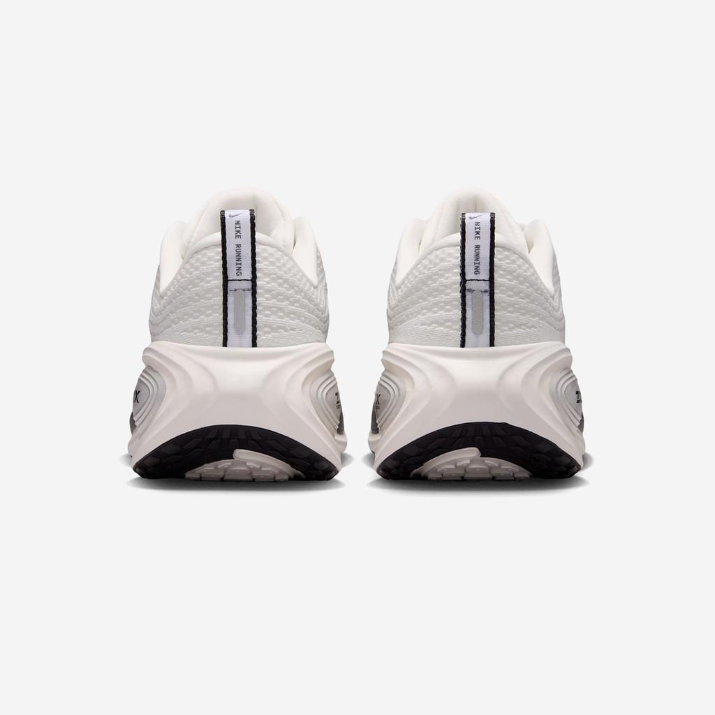 Nike W NIKE VOMERO PLUS ESS IO9916-101