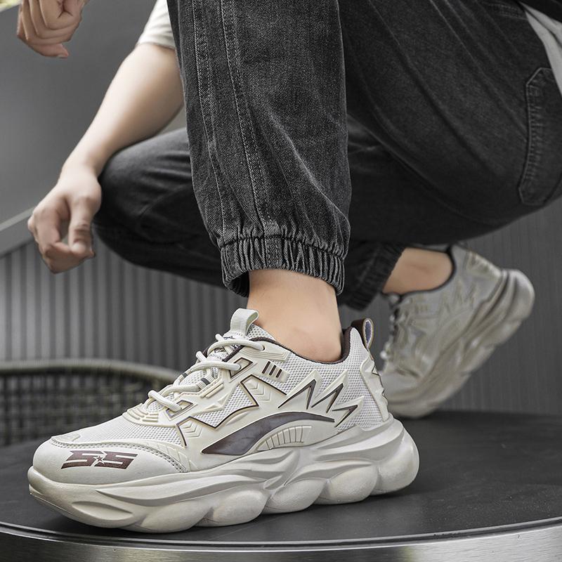 Lightweight Running Shoes Wear Resistant Fashion Casual Shoes Non-slip Soft Soled Student Sports Shoes for Men