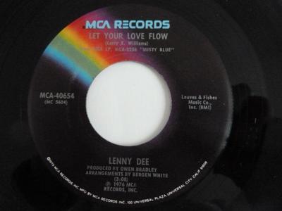 7inch Record LENNY DEE - Let Your Love Flow / Crazy, Crazy MCA40654 MCA Records 1976 US Jazz Used